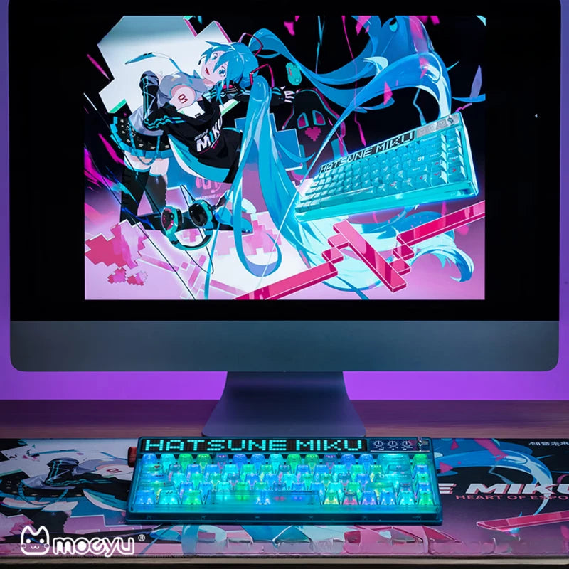 MOEYU Machenike Hatsune Miku keyboard displayed in a gaming desk setup